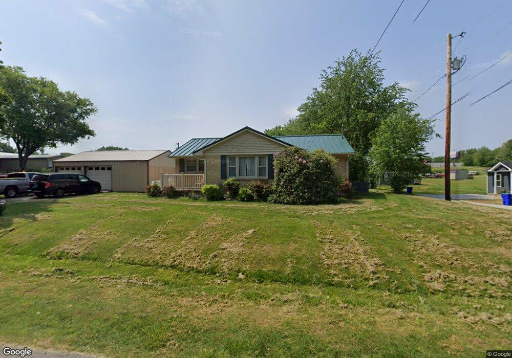 714 Darrell Ave, Franklin, KY 42134 - photo 1