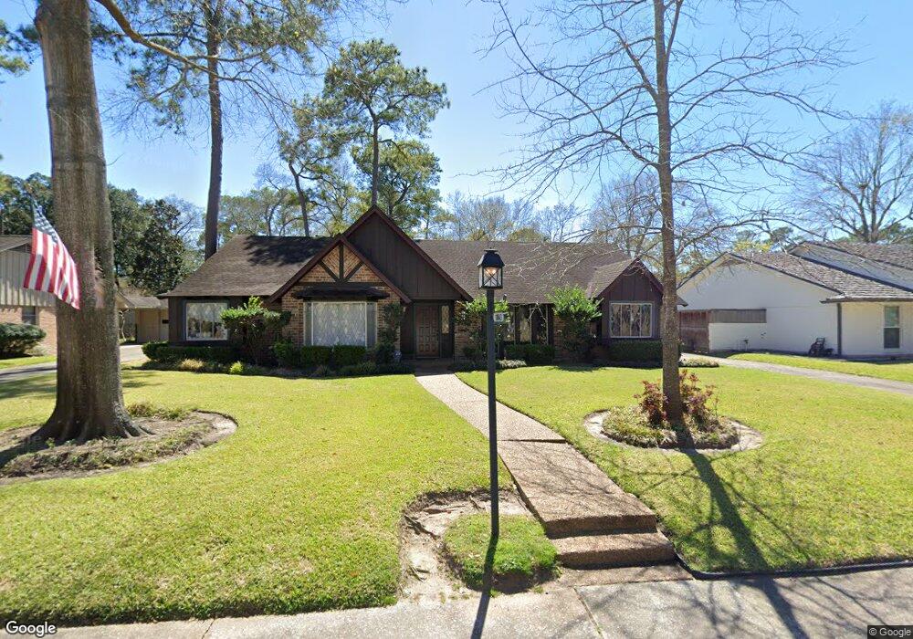 10043 Doliver Dr, Houston, TX 77042 - photo 1