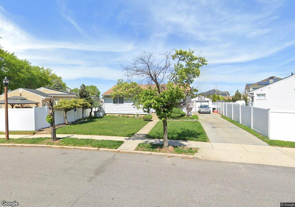 763 Birch St, Franklin Square, NY 11010 - photo 1