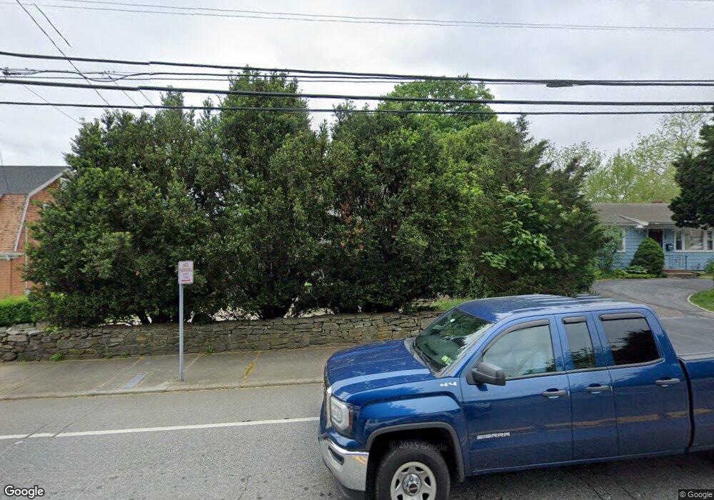 8 S Broad St, Pawcatuck, CT 06379 - photo 1