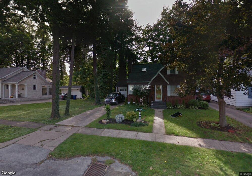 421 Rondeau Dr, Erie, PA 16505 - photo 1