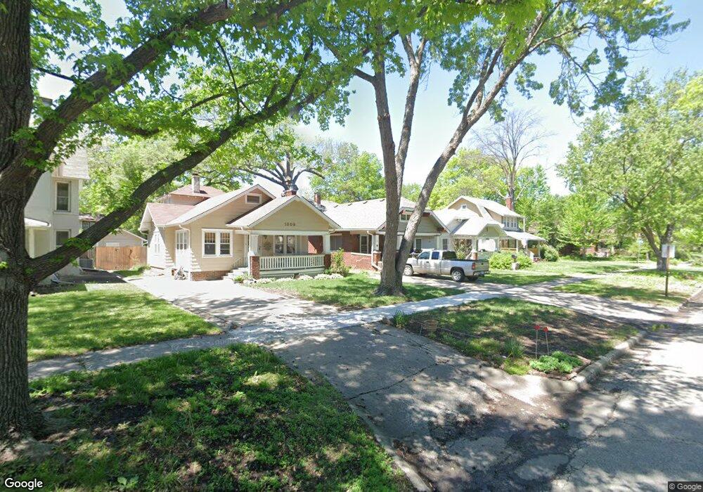 1307 SW MacVicar Ave, Topeka, KS 66604 - photo 1
