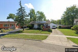 2220 Shawnee Rd, Waukegan, IL 60087