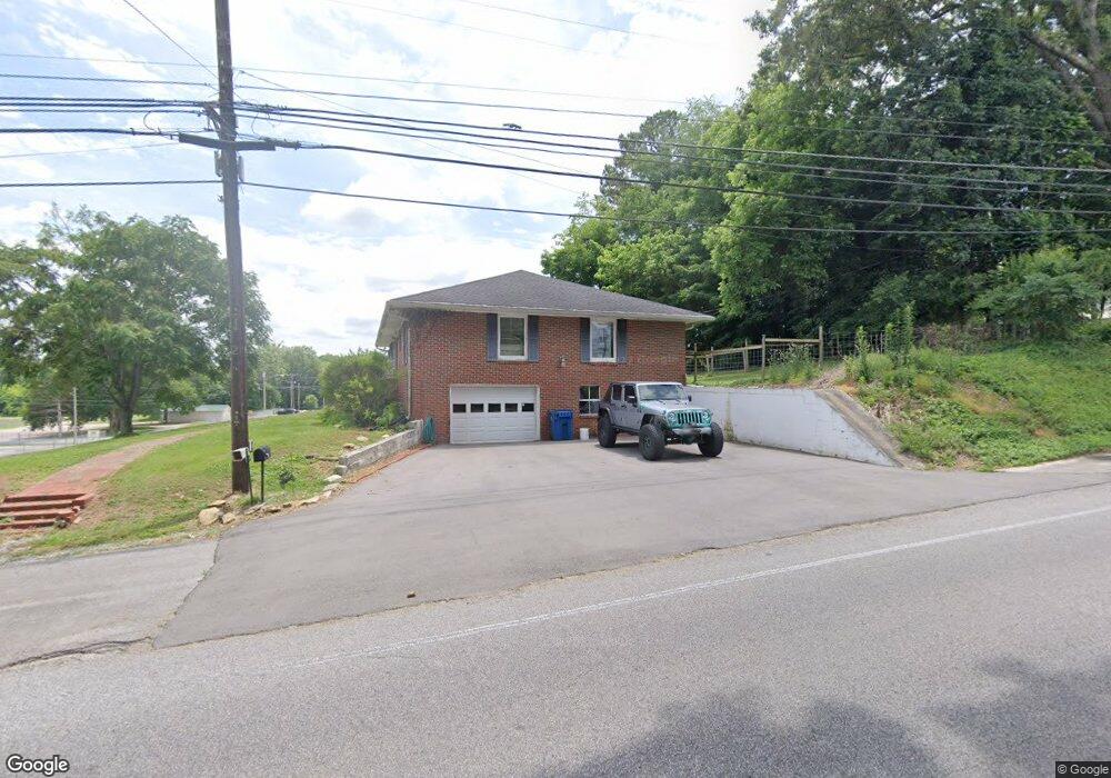 300 N Woodland St, Manchester, TN 37355 - photo 1