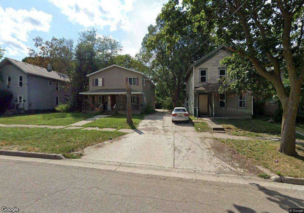 825 N Chestnut St, Lansing, MI 48906 - photo 1