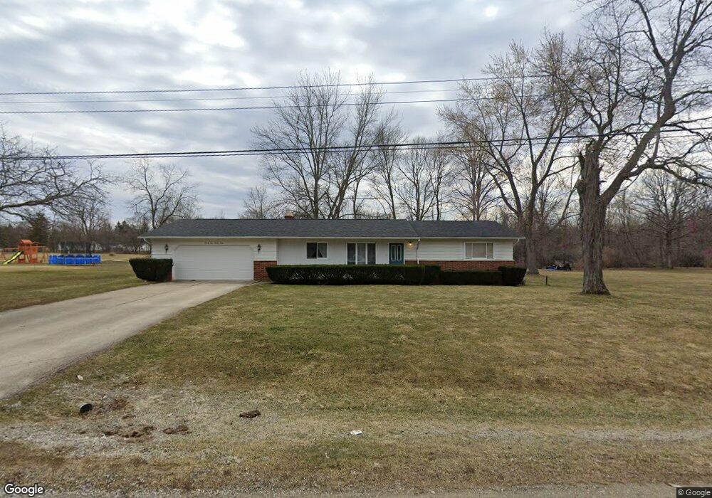 2193 Alfred Dr, Flint, MI 48507 - photo 1