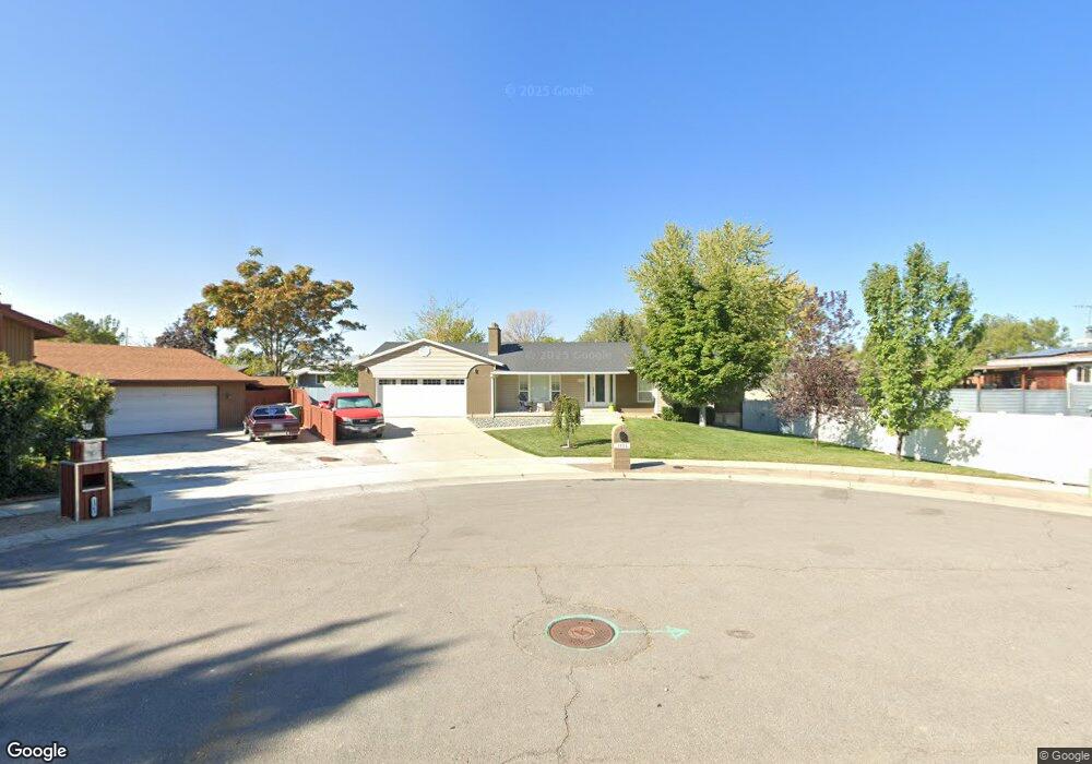 1356 Sherwood Cir, Sandy, UT 84093 - photo 1