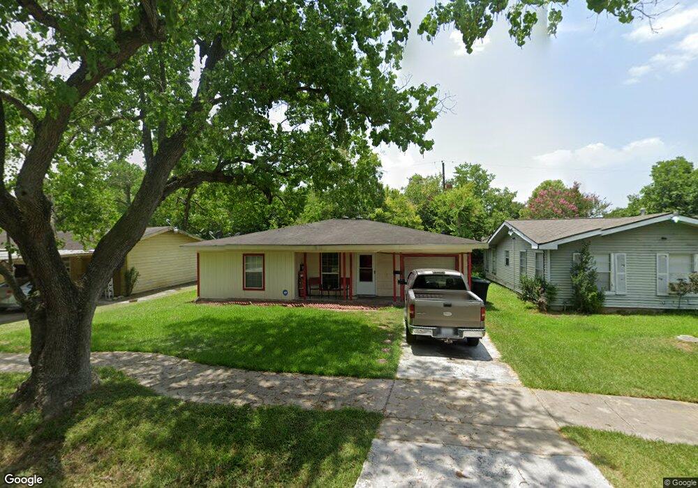 6828 Beachwood St, Houston, TX 77021 - photo 1