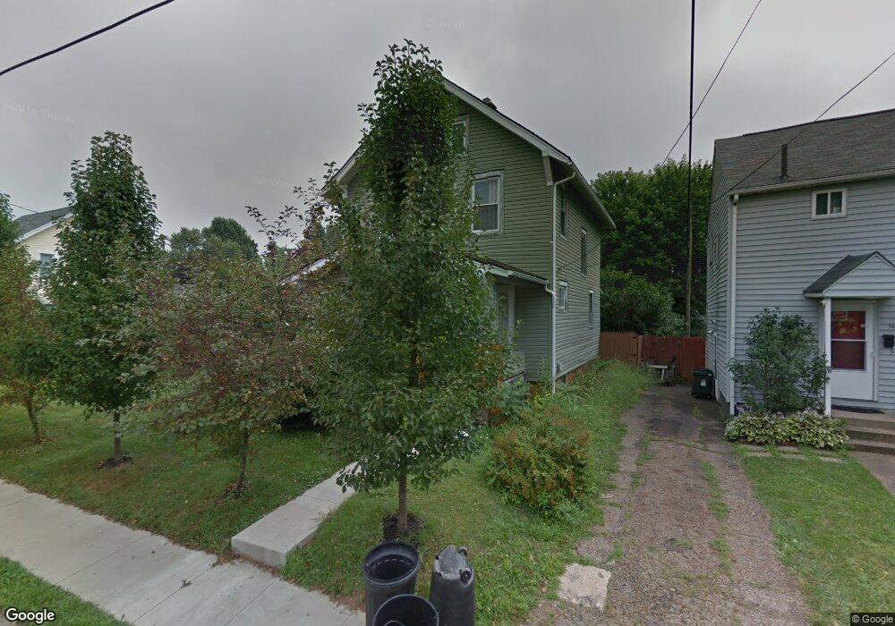 1620 Maple Ave NE, Canton, OH 44705 - photo 1