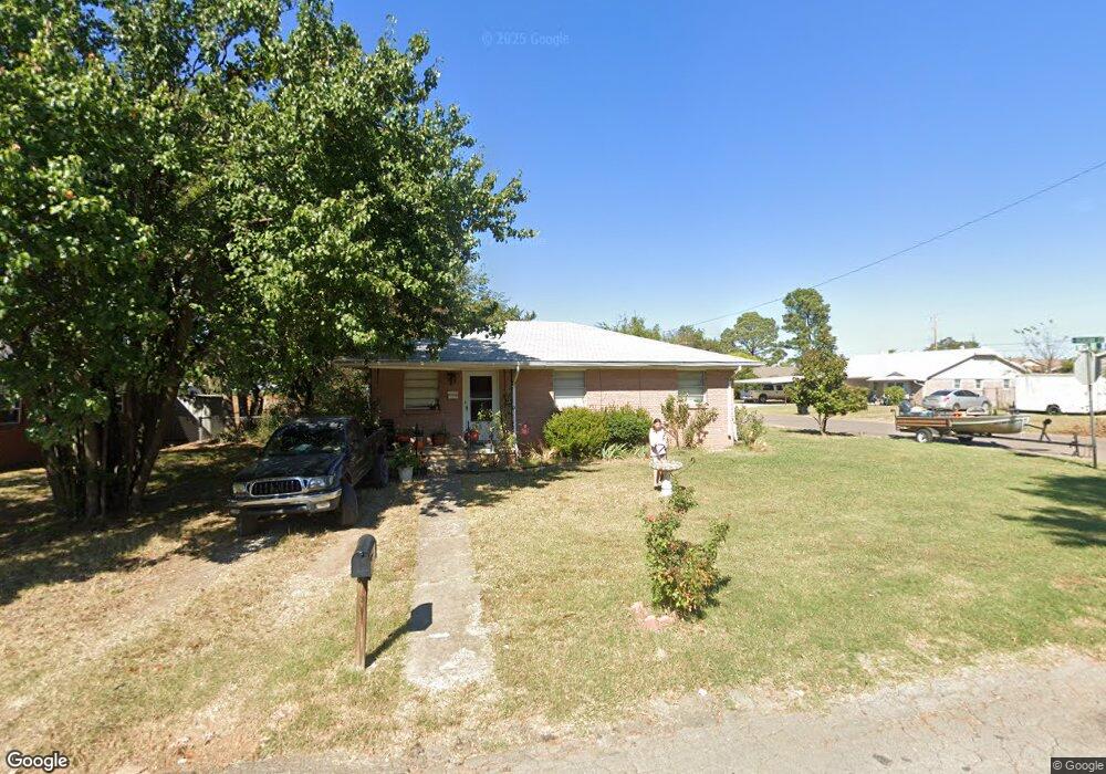 936 Williams St, Ada, OK 74820 - photo 1