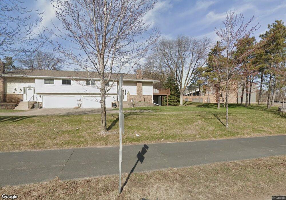 11910 71st Place N, Maple Grove, MN 55369 - photo 1