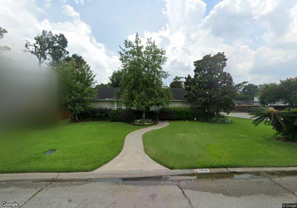 1925 Wakefield Dr, Houston, TX 77018 - photo 1