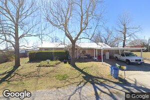 608 Ridgeway St, Geronimo, OK 73543