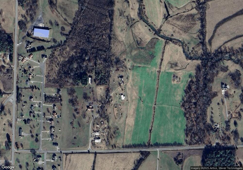 2262 Mcentire Cir, Chatsworth, GA 30705 - photo 1