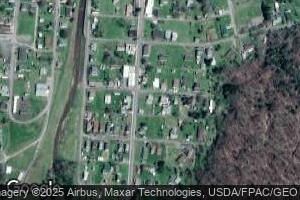 76 Cherry St, Bayard, WV 26707