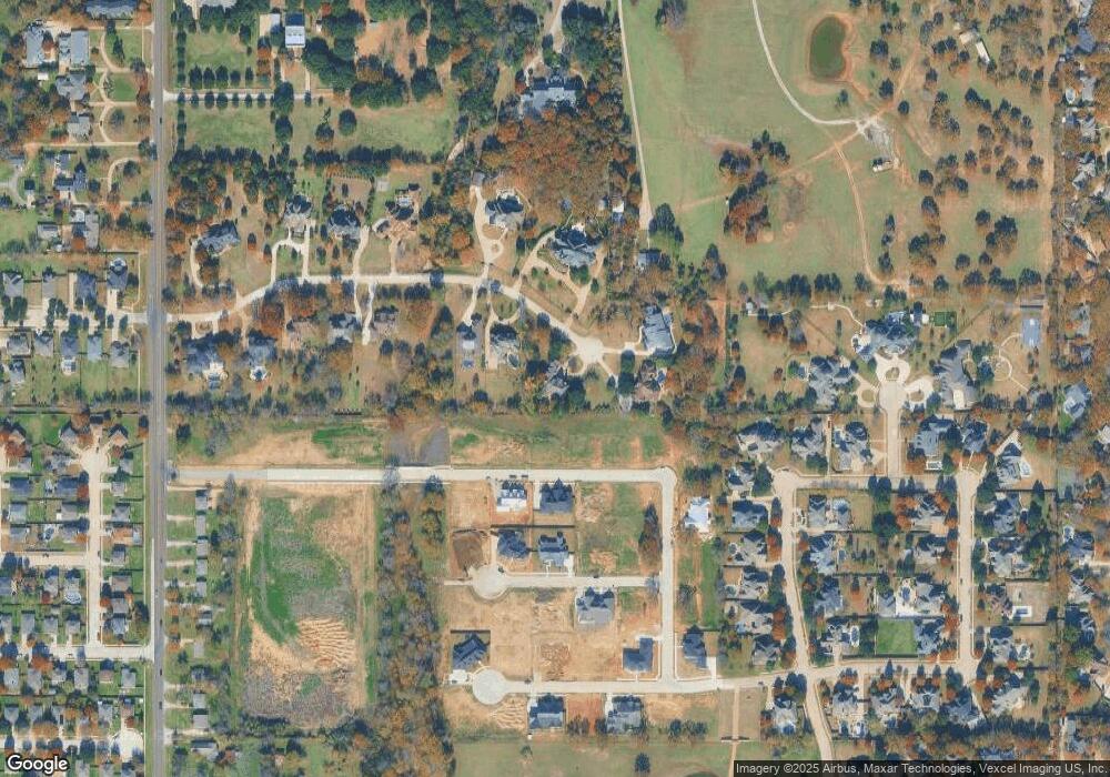 301 Regency Ct, Denton, TX 76210 - photo 1