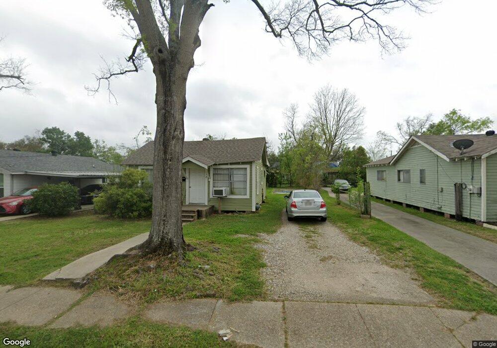 812 Sycamore St, Lake Charles, LA 70601 - photo 1