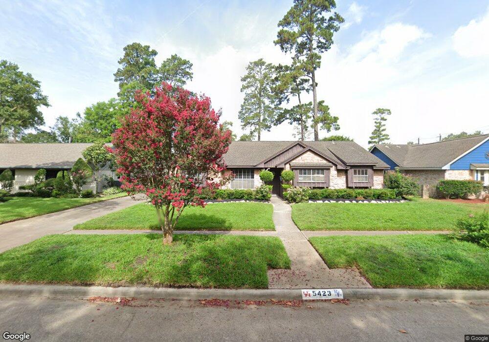 5423 Candlecrest Dr, Houston, TX 77091 - photo 1
