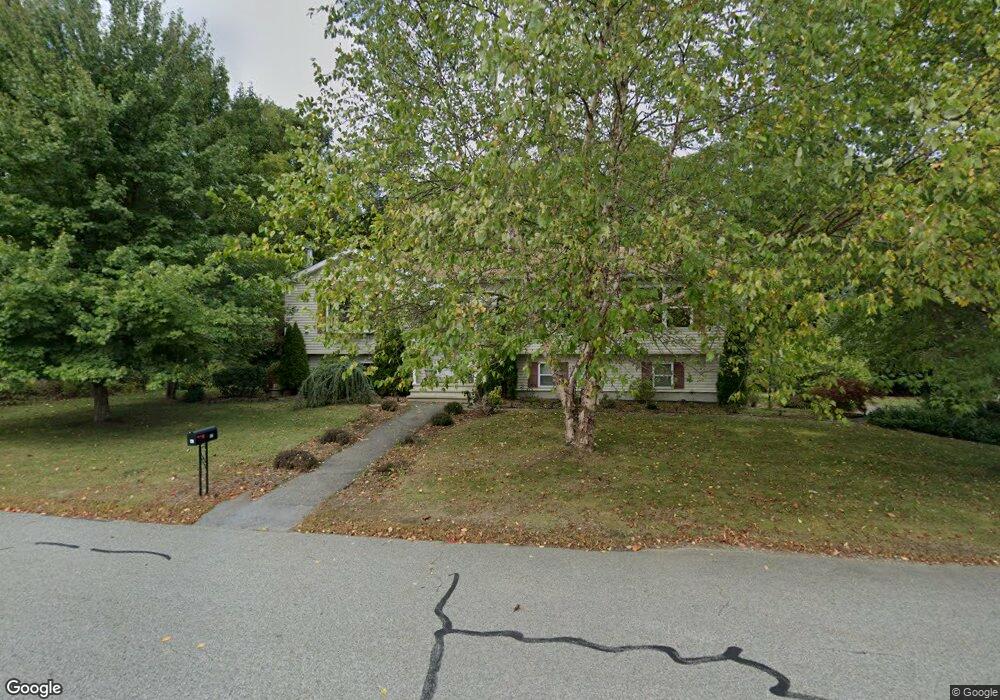 142 Mccabe St, South Dartmouth, MA 02748 - photo 1