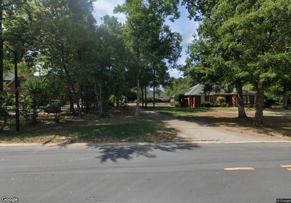 101 Colonial Way NE, Calhoun, GA 30701 - photo 1