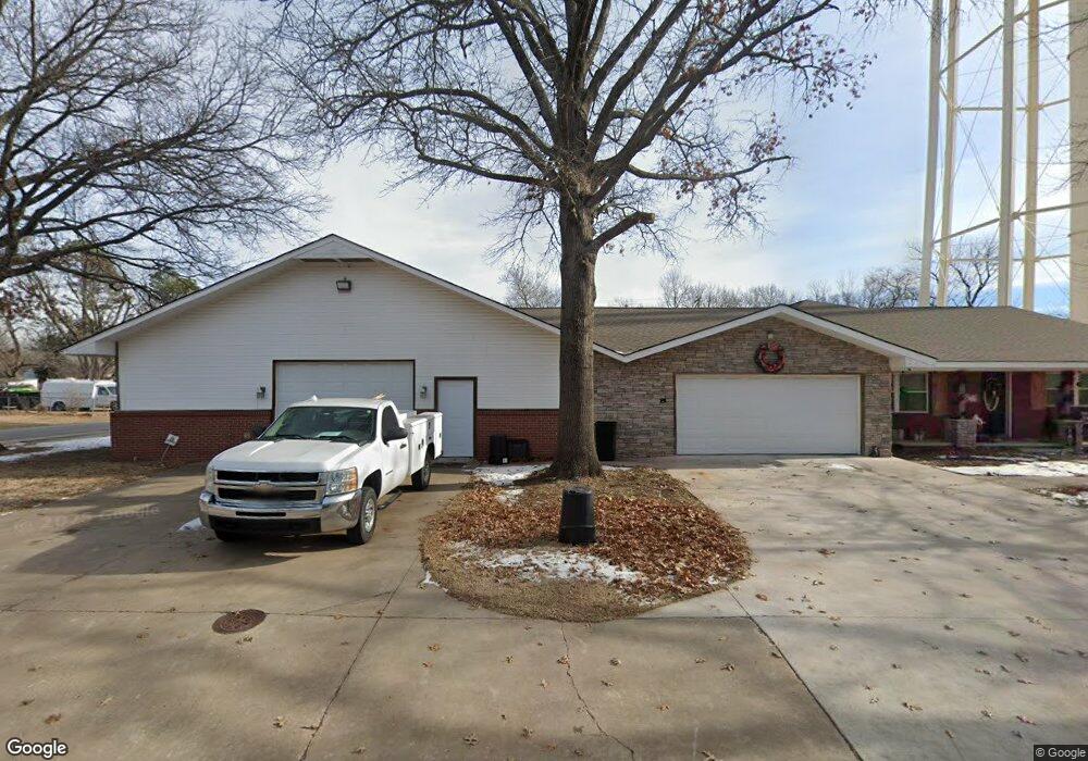 219 N Elliott St, Pryor, OK 74361 - photo 1