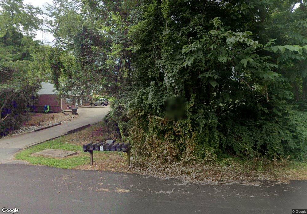 177 Hillview St, Dickson, TN 37055 - photo 1