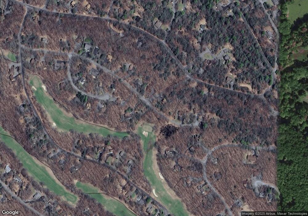 107 Boulder Dr, Greentown, PA 18426 - photo 1