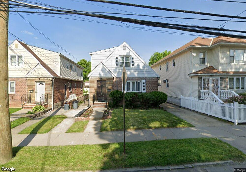 17-15 149th St, Whitestone, NY 11357 - photo 1