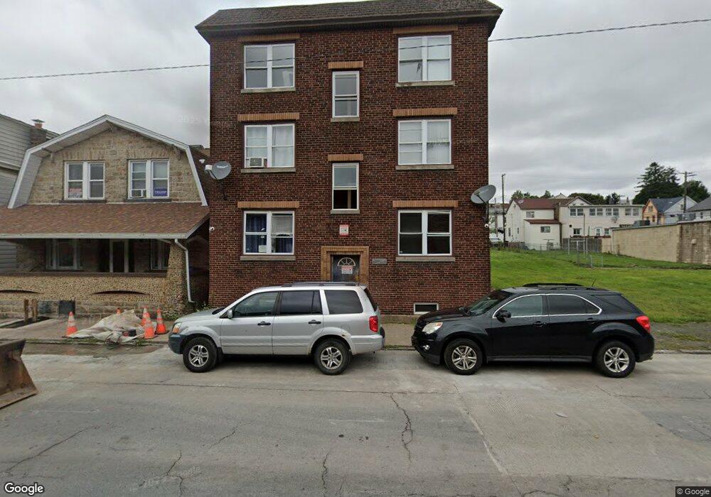 129 E Diamond Ave, Hazleton, PA 18201 - photo 1