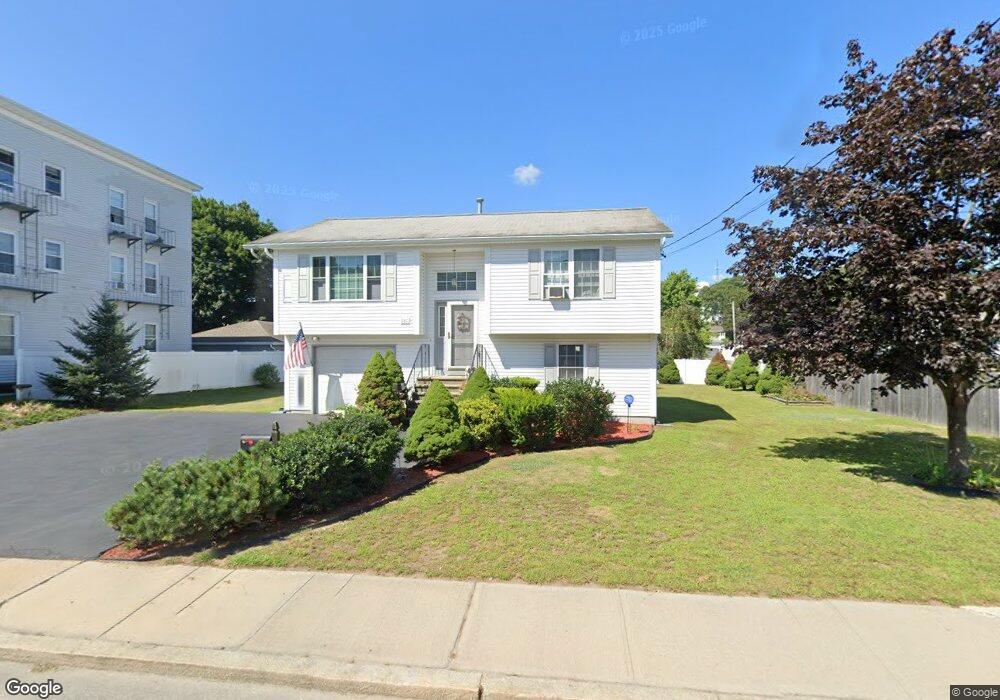 681 Manville Rd, Woonsocket, RI 02895 - photo 1