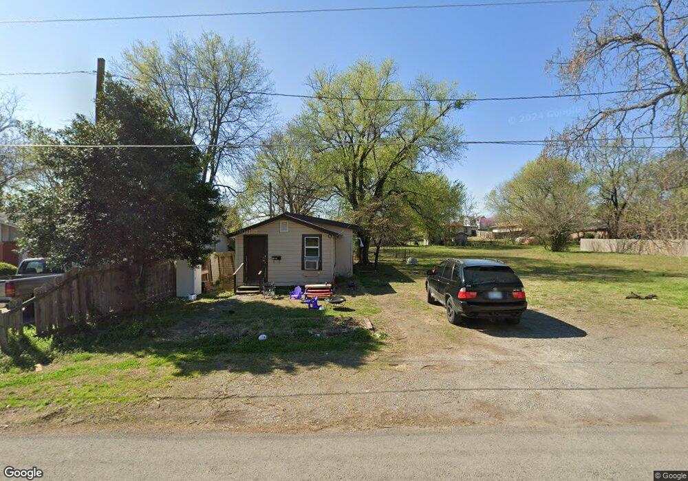 729 W Delaware St, Tahlequah, OK 74464 - photo 1