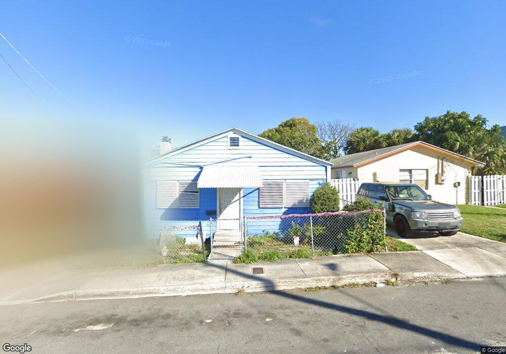 1011 22nd St, West Palm Beach, FL 33407 - photo 1