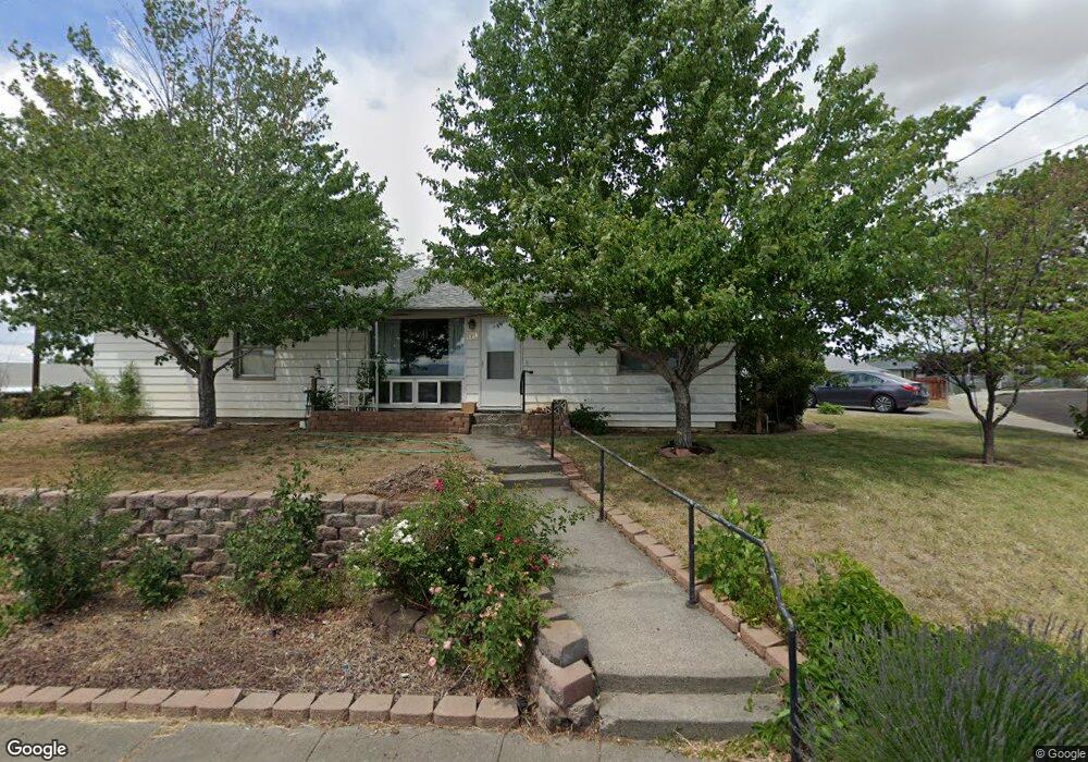 1711 SW Hailey Ave, Pendleton, OR 97801 - photo 1