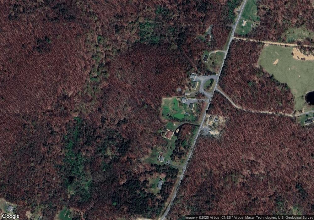 1027 N Timber Ridge Rd, Cross Junction, VA 22625 - photo 1