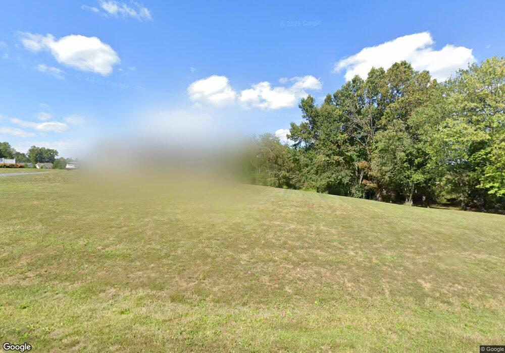 323 Hampton Dr, Stuarts Draft, VA 24477 - photo 1