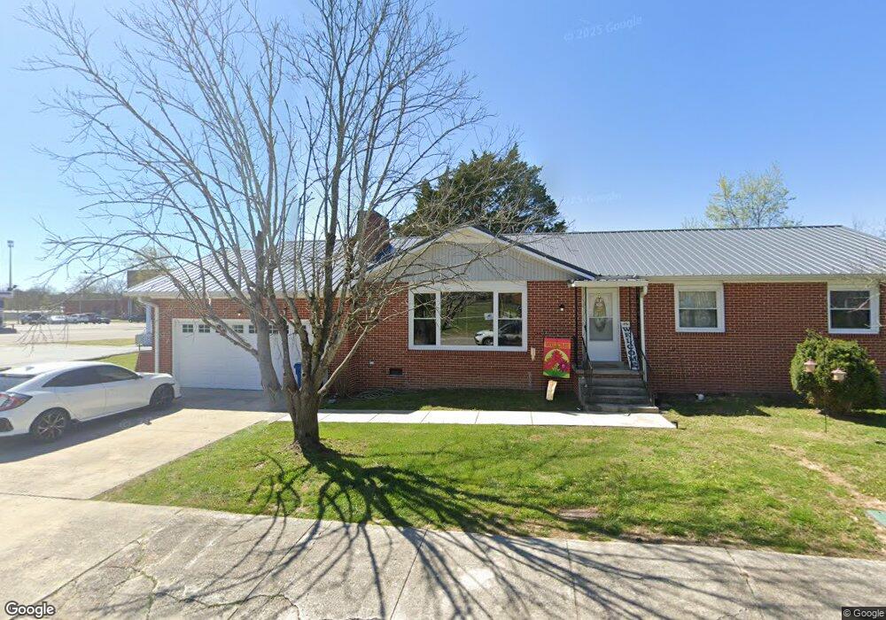 502 College St, Manchester, TN 37355 - photo 1