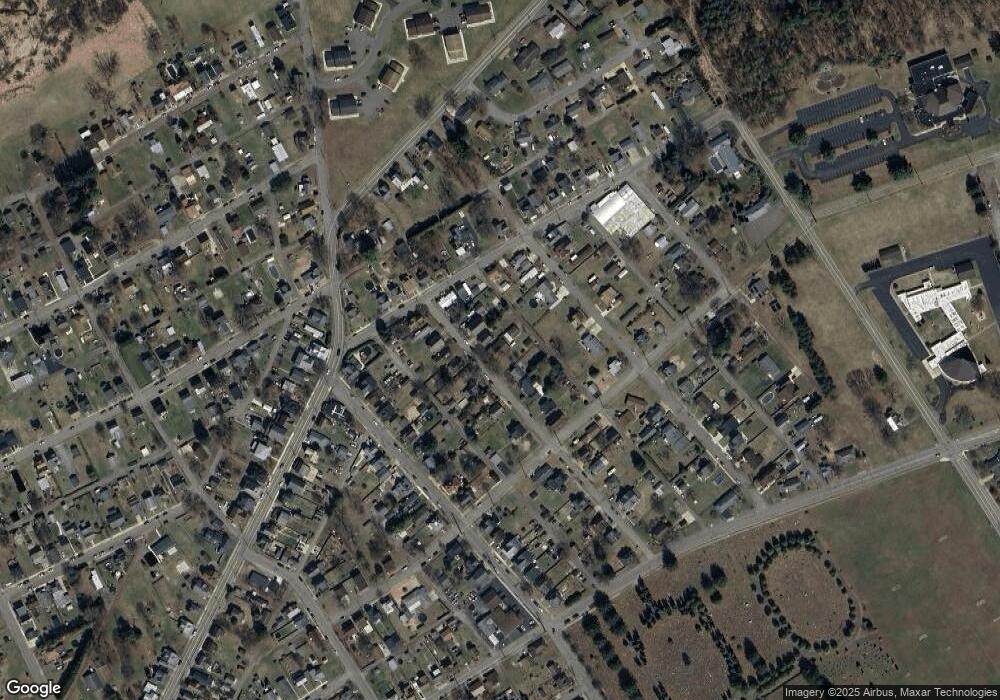 1726 Lincoln Ave, Berwick, PA 18603 - photo 1