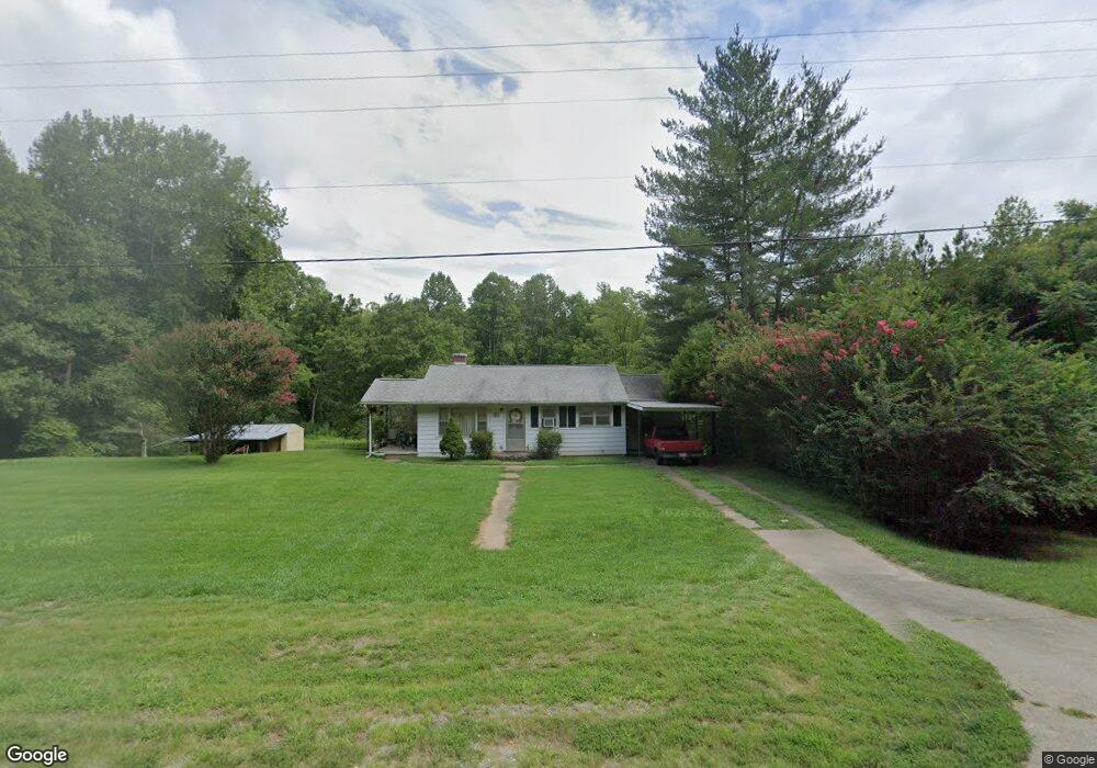 8180 Chatham Rd, Martinsville, VA 24112 - photo 1