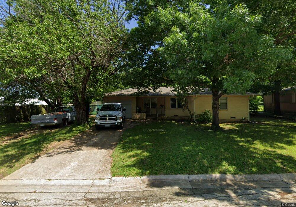 2101 Shipley St unit S, Gainesville, TX 76240 - photo 1