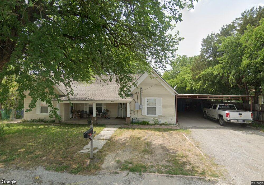 903 N Trinity St, Decatur, TX 76234 - photo 1