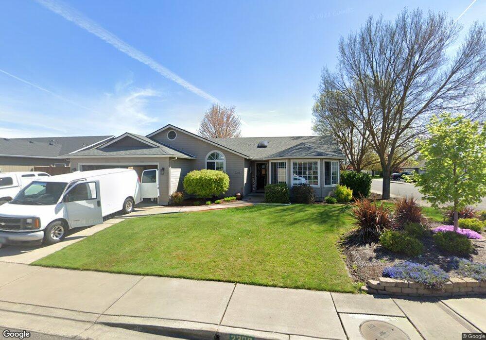 2306 Jeremy St, Central Point, OR 97502 - photo 1