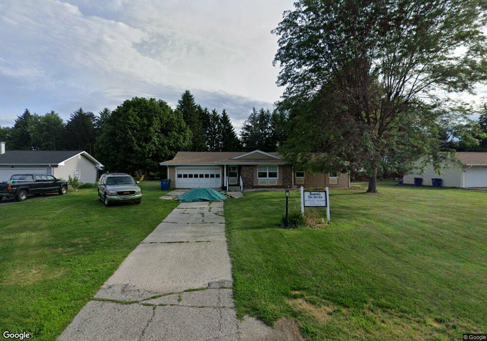 341 W Powell Dr, La Porte, IN 46350 - photo 1