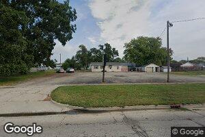 108 W Division St, Fisher, IL 61843