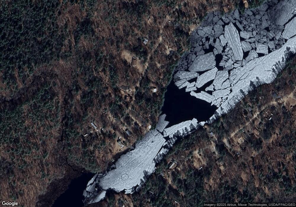 743 Long Shores Dr, Barrington, NH 03825 - photo 1