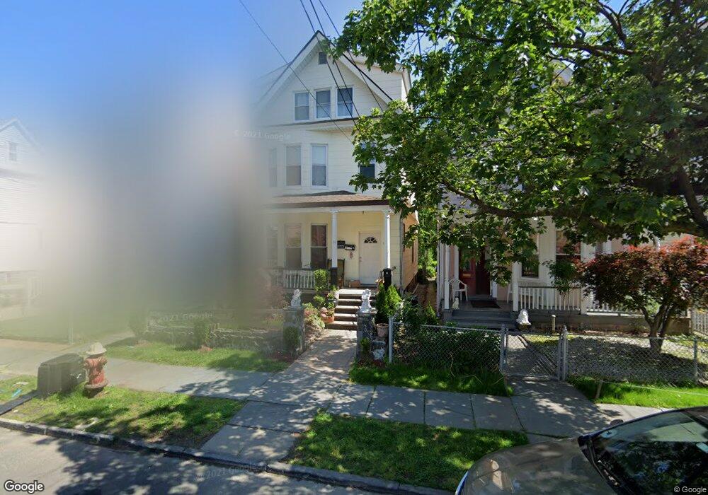 28 Carroll St unit 2, Yonkers, NY 10705 - photo 1