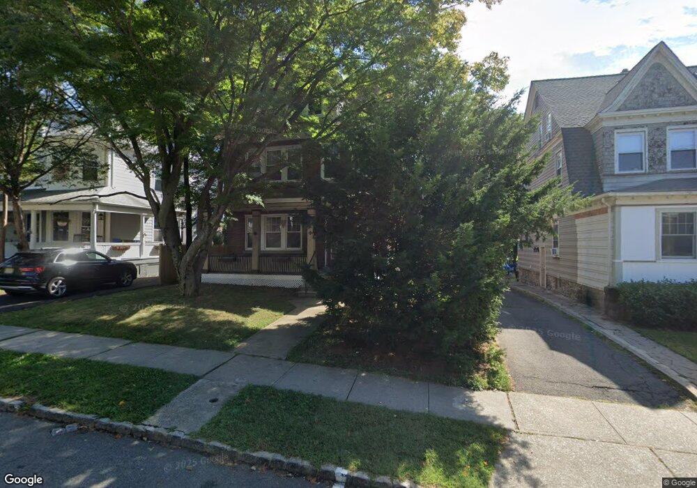 5 Cloverhill Place unit 3, Montclair, NJ 07042 - photo 1