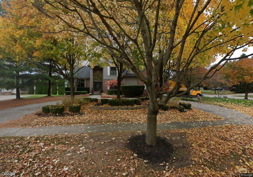 7617 Greenway Ln, West Bloomfield, MI 48324 - photo 1