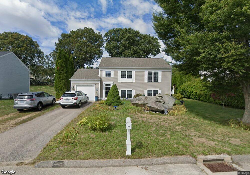 41 Tum a Lum Cir, Westerly, RI 02891 - photo 1
