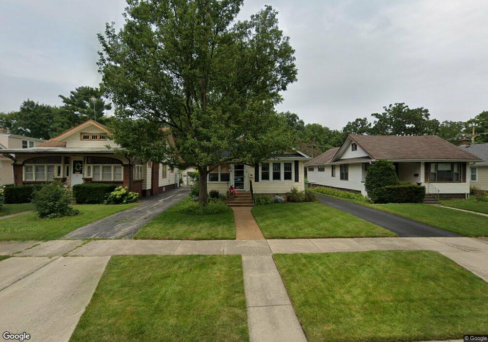 922 W Grove Ave, Waukegan, IL 60085 - photo 1