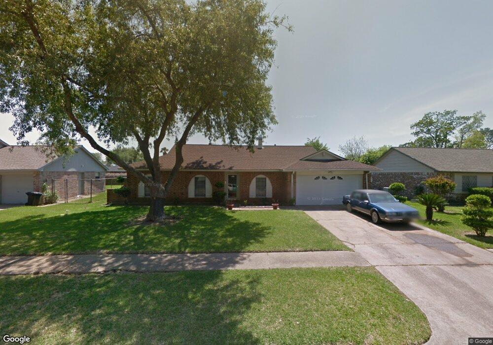 8406 Garden Parks Dr, Houston, TX 77075 - photo 1